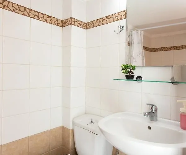 Apartament Anopolh 33 *